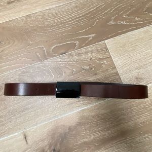 Leather brown belt Banana Republic resin buckle